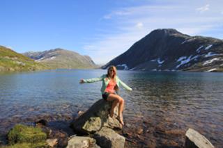 Nadine Sykora feet photo thumbnail