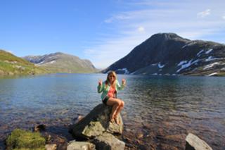 Nadine Sykora feet photo thumbnail
