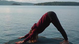 Nadine Sykora feet photo thumbnail