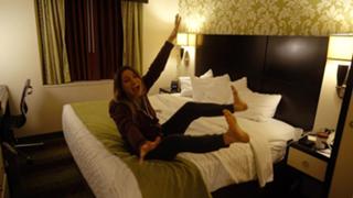 Nadine Sykora feet photo thumbnail