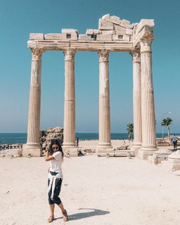 Nadine Sykora feet photo thumbnail
