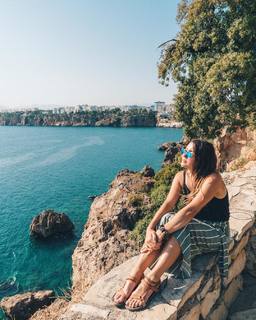 Nadine Sykora feet photo thumbnail