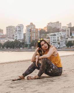 Nadine Sykora feet photo thumbnail