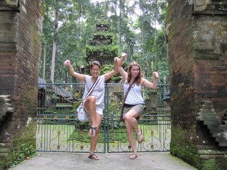 Nadine Sykora feet photo thumbnail