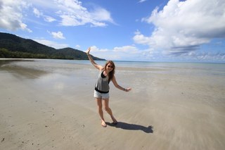 Nadine Sykora feet photo thumbnail