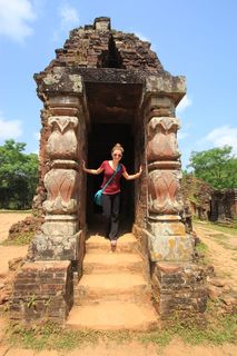 Nadine Sykora feet photo thumbnail