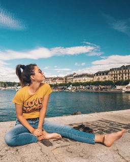Nadine Sykora feet photo thumbnail