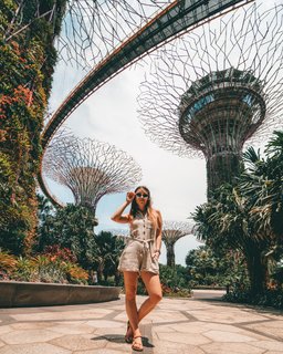 Nadine Sykora feet photo thumbnail