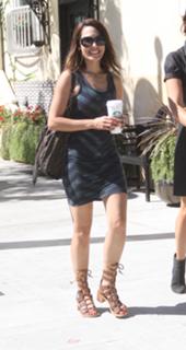 Nadine Velazquez feet photo thumbnail