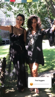 Nadine Velazquez feet photo thumbnail