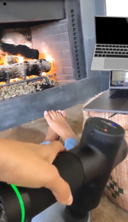 Nadine Velazquez feet photo thumbnail