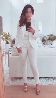 Nadine Velazquez feet photo thumbnail