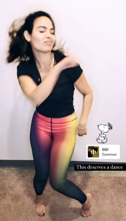 Nadine Velazquez feet photo thumbnail