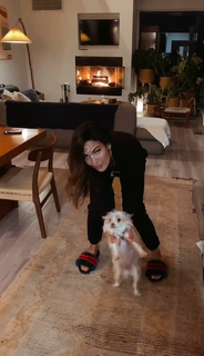 Nadine Velazquez feet photo thumbnail