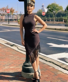 Nadine Velazquez feet photo thumbnail