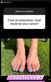 Nadine Velazquez feet photo thumbnail