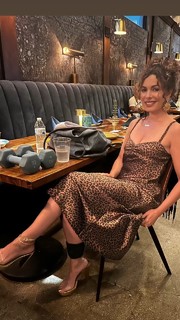 Nadine Velazquez feet photo thumbnail