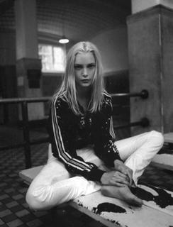 Nadja Auermann feet photo 1
