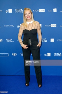 Nadja Uhl feet photo 2