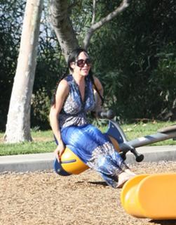 Nadya Suleman feet photo 15
