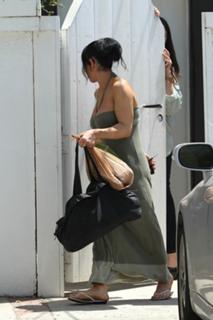 Nadya Suleman feet photo 18