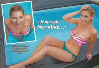 Nadège Lacroix feet photo 3