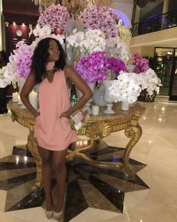 Nafessa Williams feet photo thumbnail