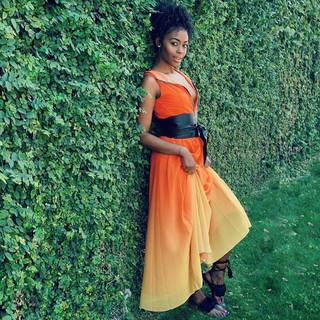 Nafessa Williams feet photo thumbnail