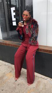 Nafessa Williams feet photo thumbnail