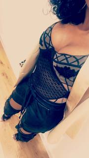 Nafessa Williams feet photo thumbnail
