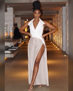 Nafessa Williams feet photo thumbnail