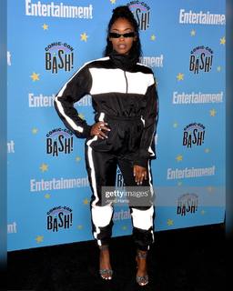Nafessa Williams feet photo thumbnail