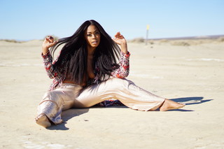 Nafessa Williams feet photo thumbnail