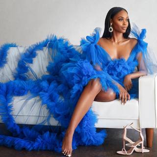 Nafessa Williams feet photo thumbnail