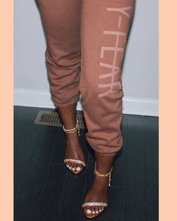 Nafessa Williams feet photo thumbnail