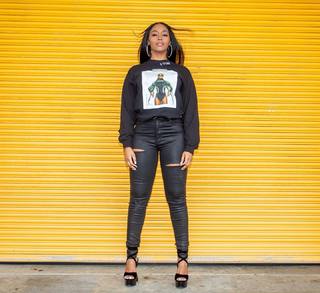 Nafessa Williams feet photo thumbnail