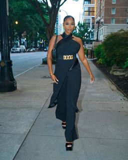 Nafessa Williams feet photo thumbnail