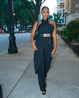 Nafessa Williams feet photo thumbnail