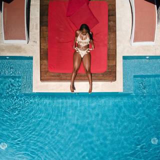 Nafessa Williams feet photo thumbnail