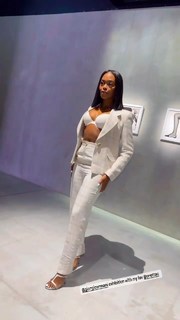 Nafessa Williams feet photo thumbnail