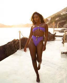 Nafessa Williams feet photo thumbnail
