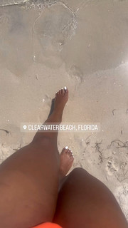 Nafessa Williams feet photo thumbnail