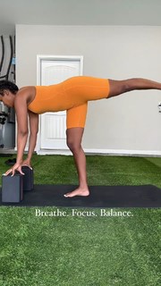 Nafessa Williams feet photo thumbnail
