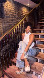 Nafessa Williams feet photo thumbnail