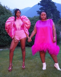 Nafessa Williams feet photo thumbnail