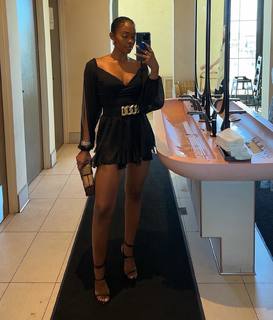 Nafessa Williams feet photo thumbnail