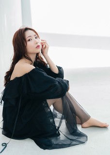 Nagisa Aoyama feet photo 20