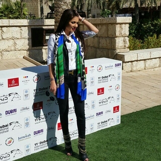 Nagla Badr feet photo thumbnail