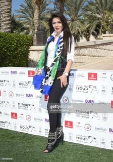 Nagla Badr feet photo thumbnail