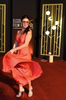 Nagla Badr feet photo thumbnail